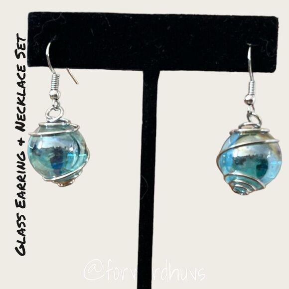 Glass Bulb Earring (x2) & Necklace Set - Picture 7 of 9